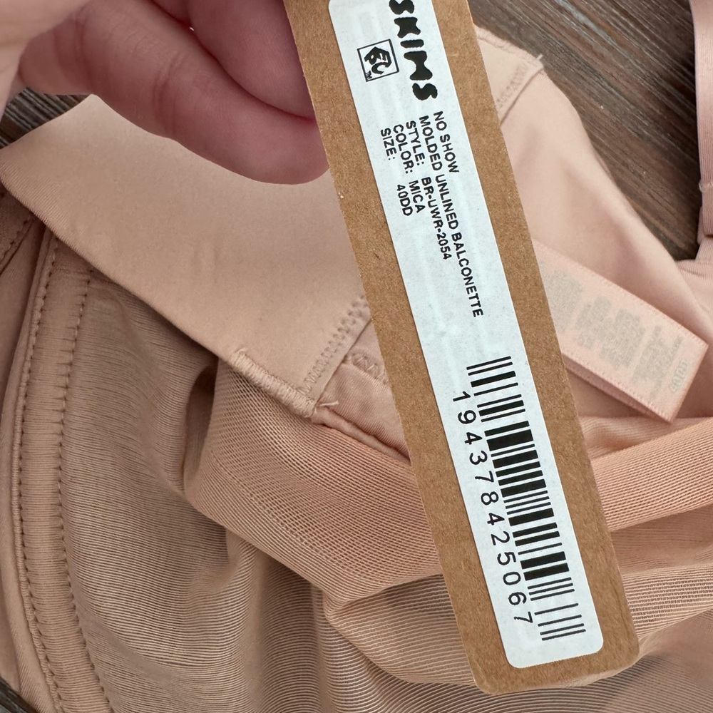 SKIMS Blush Mesh Underwire Bra - Picture 2 of 2